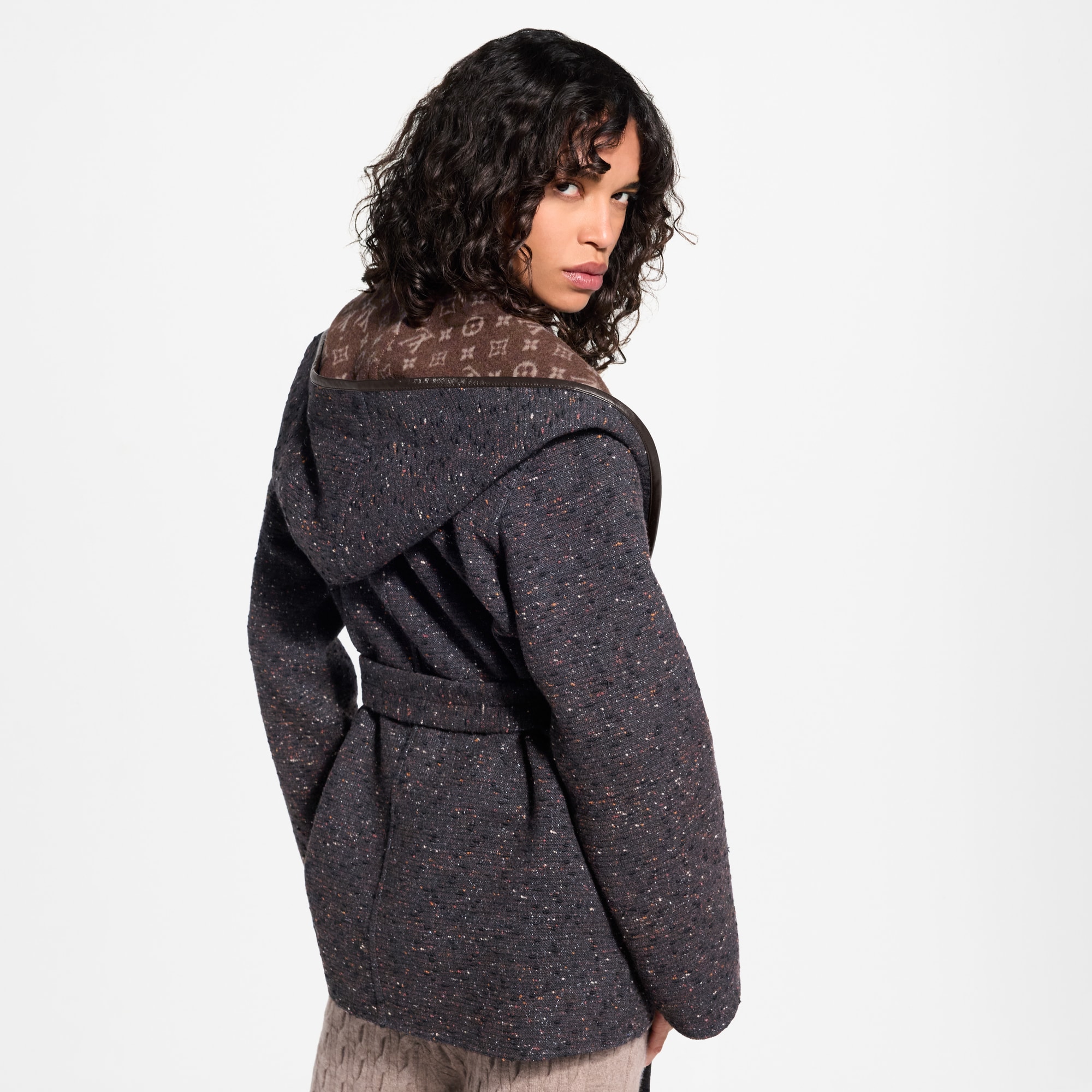 Reversible Short Hooded Wrap Coat - Ready-to-Wear | LOUIS VUITTON